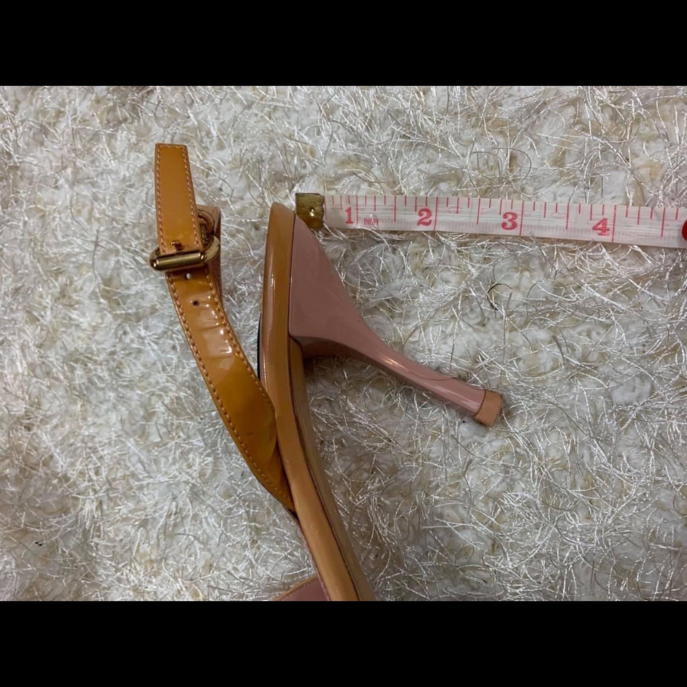 Louis Vuitton Sandal - Picture 11 of 13